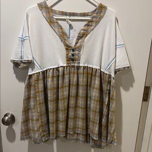 Plaid V-Neck Buttoned Tunic Top